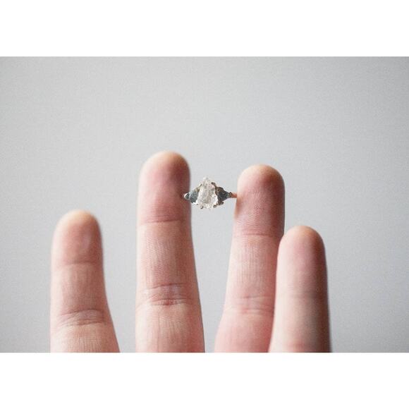 alternative raw diamond engagement ring raw crystal size 4 5 6 7 8 8 9 10 11 12 - Picture 6 of 7